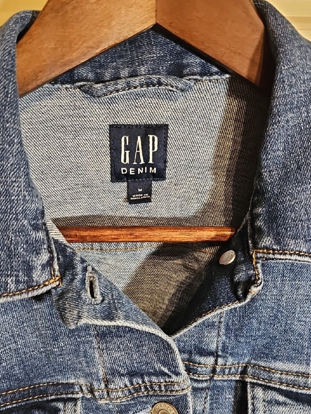 GAP Blue Denim Trucker Jacket - Picture 3 of 8